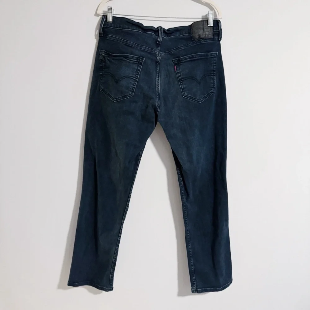 Levi’s - 514 Straight Fit Dark Blue Jeans